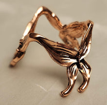 Load image into Gallery viewer, Butterfly Sphere Holders