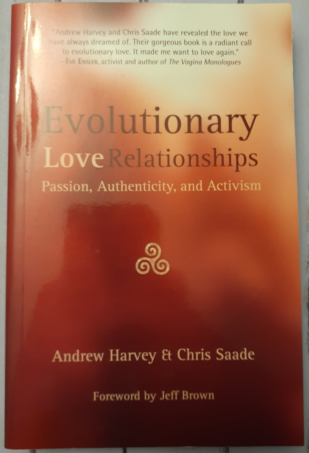 Evolutionary Love Relationships