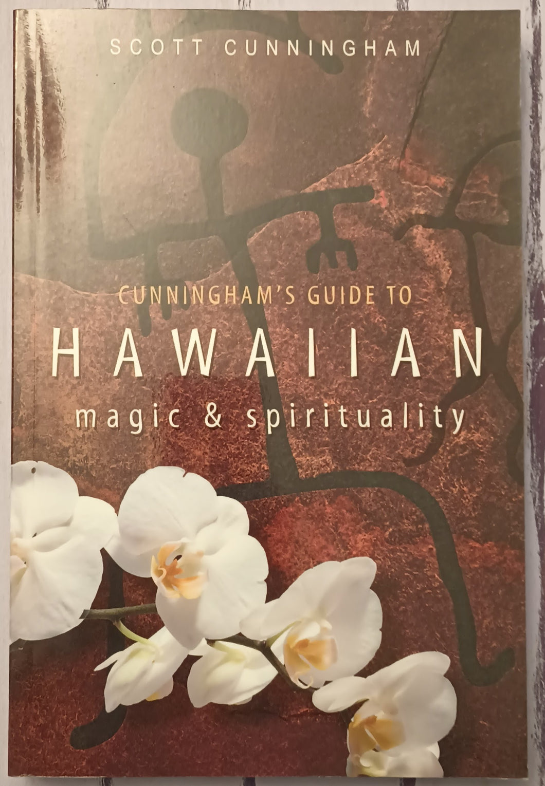 Cunningham's Guide to Hawaiian Magic and Spirituality