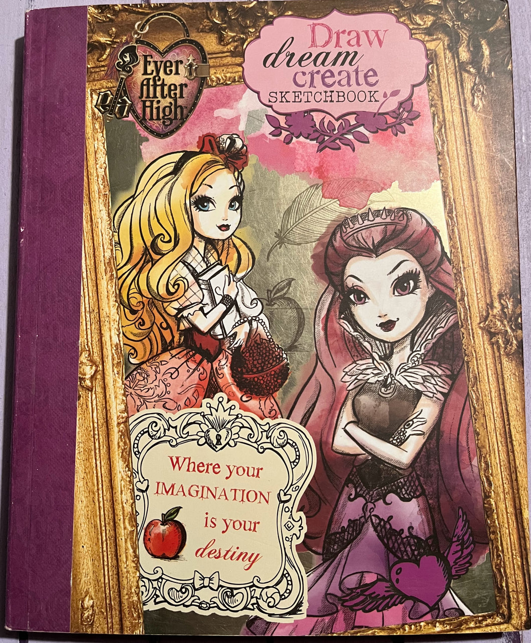 Ever After High - Draw, Dream, Create Sketchbook