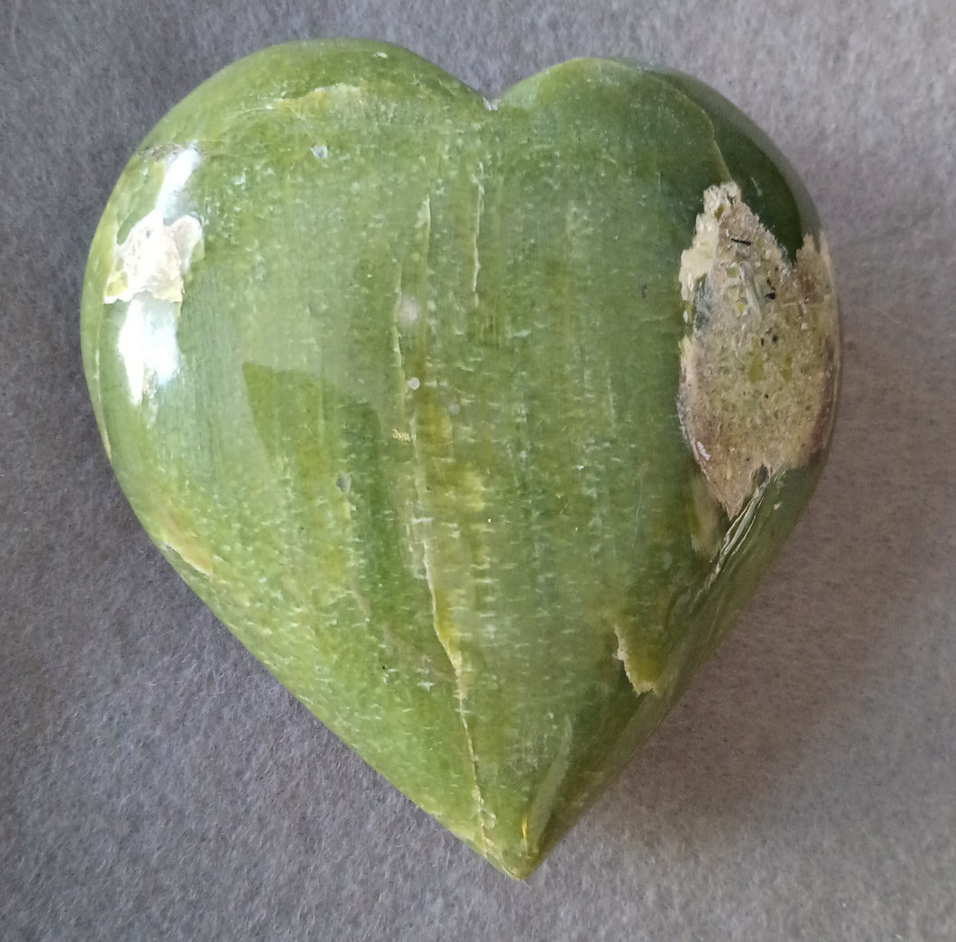 Tremolite Heart extra large