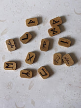 Load image into Gallery viewer, Lo Scarabeo - Wooden Runes
